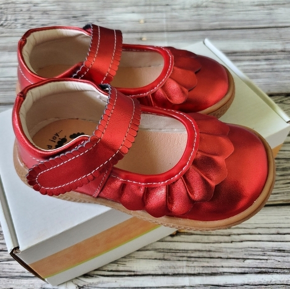 Livie and Luca Ruche Mary Jane Shoes Metallic Red New Without Box - Picture 5 of 12
